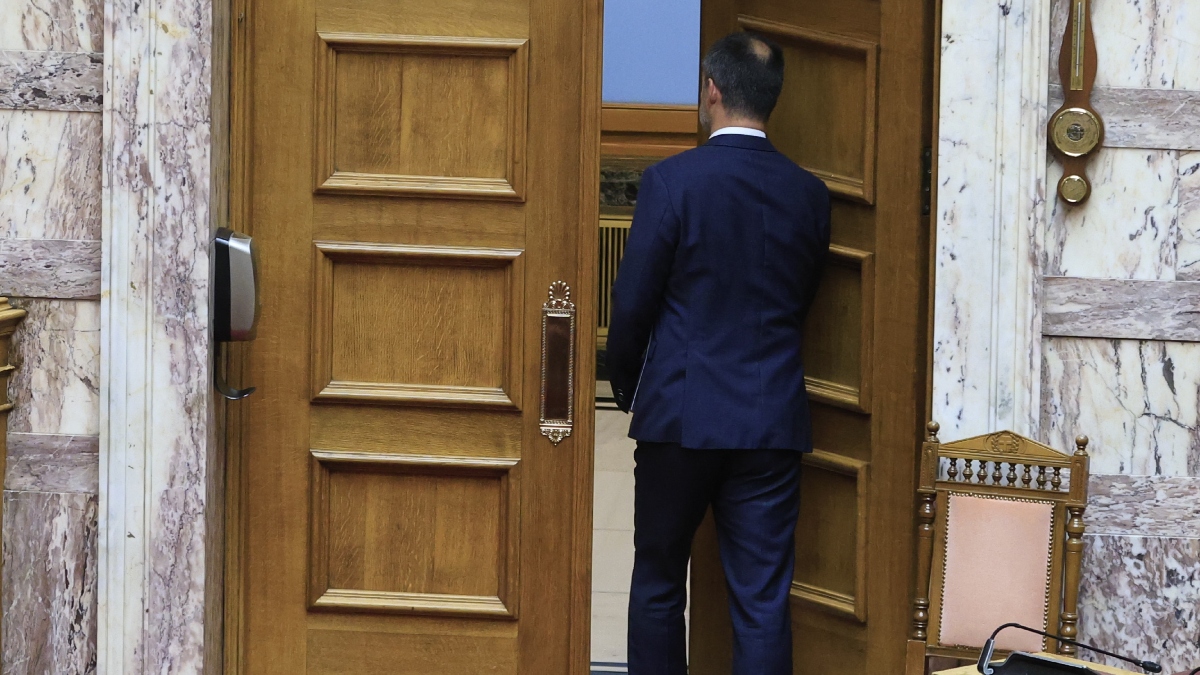 Βουλή: Διαλύθηκε και επίσημα η ΚΟ της Νέας Αριστεράς – Ανακοινώθηκαν οι αποχωρήσεις βουλευτών
