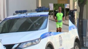 Καλαμάτα: Ανασκευάζει εν μέρει τα περί “άμυνας” ο συζυγοκτόνος – Γιατί ζήτησε αναβολή της απολογίας του