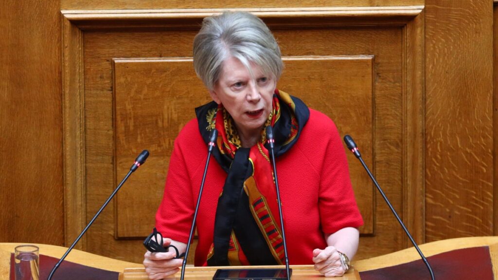 Το νέο σχόλιο της Ακρίτα για τον Γιωτόπουλο: “Ημιμαθείς και σκατ@@@χοι να επιστρέψουν στο λαγούμι τους”