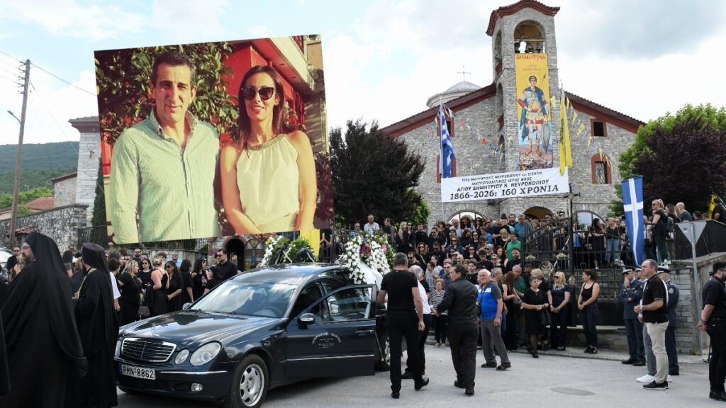 Δράμα: Ο εφιάλτης της 45χρονης πριν τη δολοφονία της – “Την απειλούσε, δεν ήθελε να τη βλέπει να γελάει”