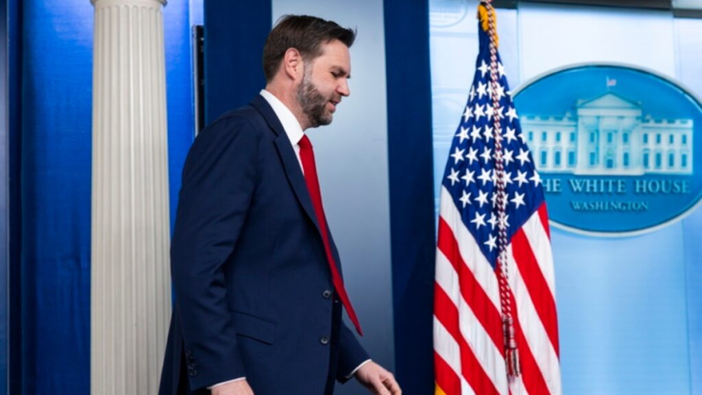 Στον “αέρα” οι τεχνικές συνομιλίες ΗΠΑ-Ιράν στη Γενεύη – Ανέβαλε στο παράα πέντε το ταξίδι ο Βανς, δεν πάνε λόγω Λιβάνου οι Ιρανοί