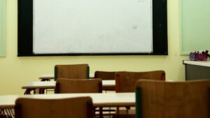 Καταγγελία στο DEBATER για φροντιστήριο: “Έδιωξαν το παιδί μου με ΔΕΠΥ από ομαδικό πρόγραμμα χωρίς να με ενημερώσουν”