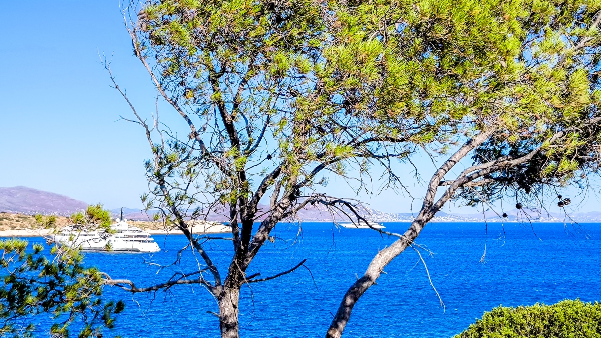 Καιρός σήμερα: Ηλιοφάνεια και άνεμοι έως 7 μποφόρ στο Αιγαίο – Πού θα βρέξει