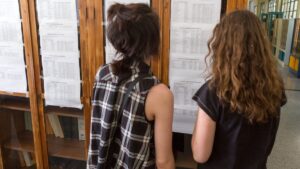 Πανελλαδικές 2026: Από την αγωνία στην επιτυχία – Η διαδρομή δύο μαθητριών που συγκέντρωσαν πάνω από 18.700 μόρια