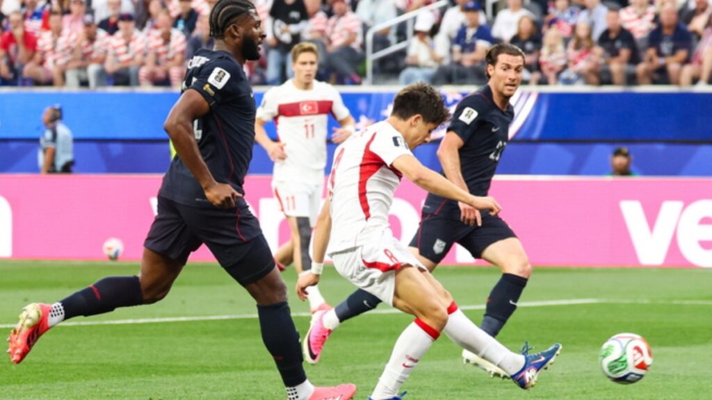 Μουντιάλ 2026: Οι ΗΠΑ ηττήθηκαν 3-2 από την Τουρκία, αλλά κράτησαν την πρωτιά του ομίλου (βίντεο)