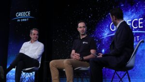 Μητσοτάκης για τον πρώτο Έλληνα αστροναύτη: “Ο Αδριανός τα επόμενα δύο χρόνια θα είναι στο Διάστημα”