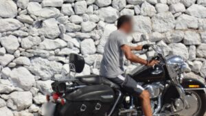 Διπλό έγκλημα στο Αίγιο: Στον εισαγγελέα ο Ιταλός, πώς έφτασε η ΕΛΑΣ στη σύλληψή του – Αναζητείται το κίνητρο