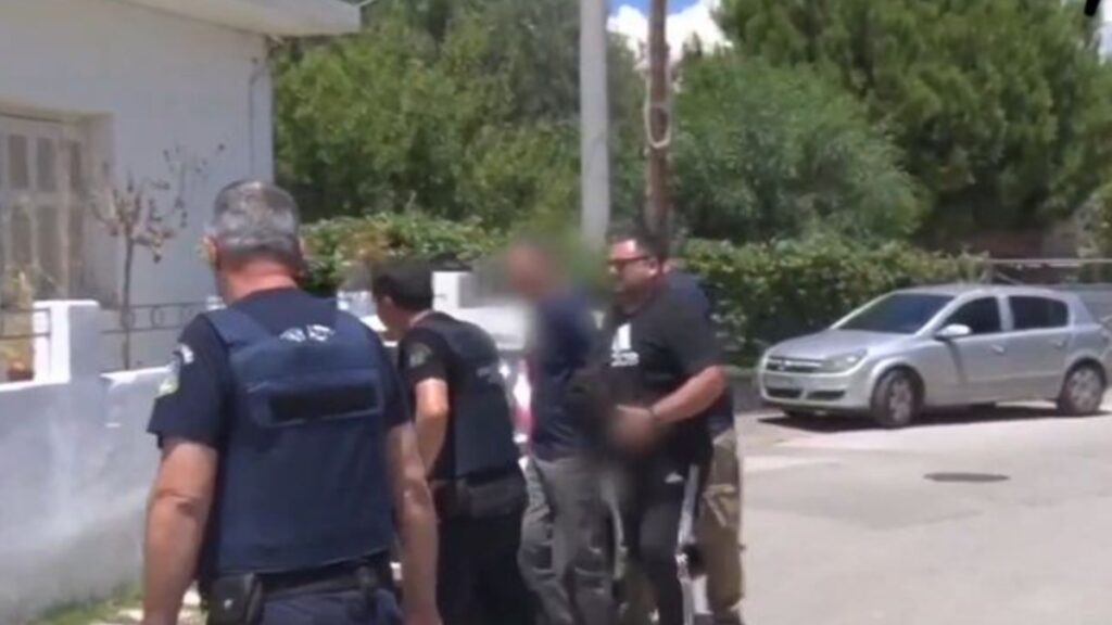 Αίγιο: Εντοπίστηκαν ίχνη παρέμβασης στον τόπο του εγκλήματος – Στο “μικροσκόπιο” ο φίλος του Ιταλού