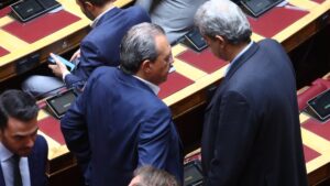 Πυρά Πολάκη κατά Φάμελλου λόγω Τσίπρα: «Τέρμα στη ρευστοποίηση του ΣΥΡΙΖΑ – Με την αδράνεια μας οδήγησες στο 1,5%»