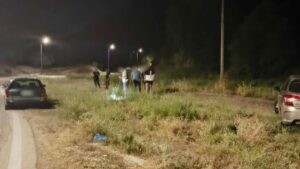 Μυστήριο στο Αγγελόκαστρο Αγρινίου: Νεκρός 70χρονος εντοπίστηκε γυμνός στην άκρη του δρόμου