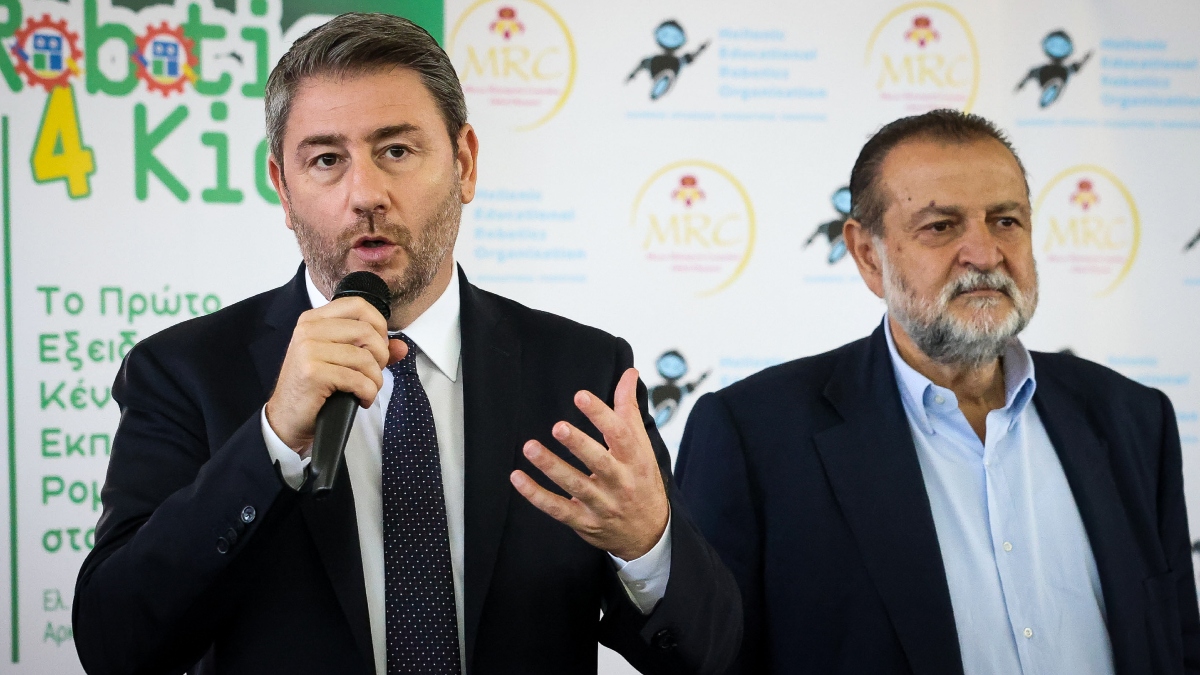 Ανδρουλάκης: «Δεσμευόμαστε ως ΠΑΣΟΚ για κατά προτεραιότητα όρους σύνδεσης στο δίκτυο στους πραγματικούς παραγωγούς και στους δήμους»