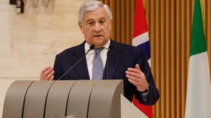 Ταγιάνι: «Δεν είμαστε και δεν θα είμαστε σε πόλεμο με το Ιράν»