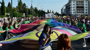 Athens Pride: Καταγγελία κατά της ΣΤΑΣΥ για άρνηση προβολής αφισών στο μετρό – Η απάντηση της εταιρείας
