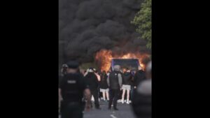 Μπέλφαστ: Πατέρας ενός παιδιού ο άνδρας που χτύπησε τον Σουδανό με ραβδί χέρλινγκ ενώ προσπαθούσε να αποκεφαλίσει τον 40χρονο