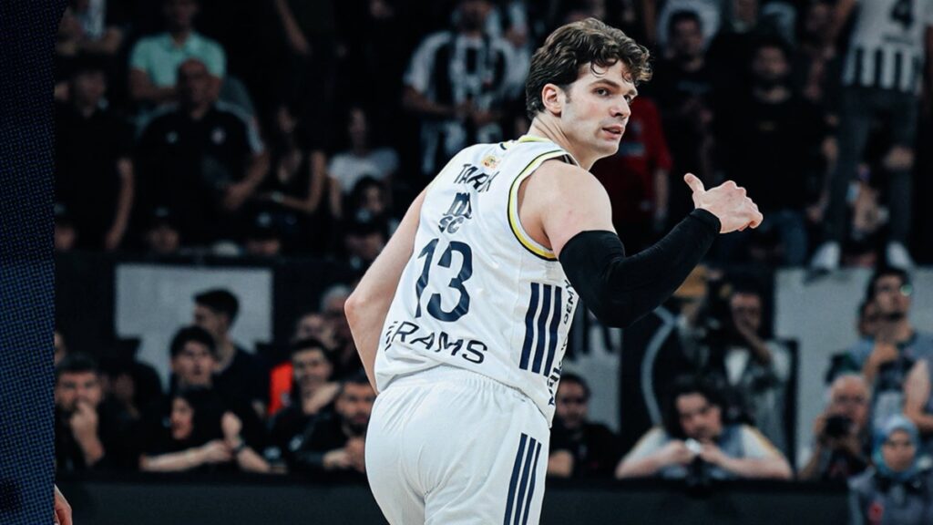 Με buzzer beater του Μπιμπέροβιτς κατέκτησε το πρωτάθλημα Τουρκίας η Φενέρμπαχτσε