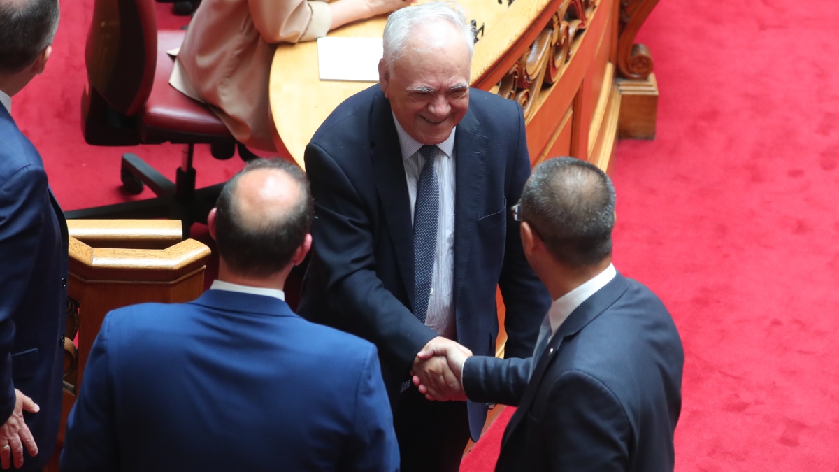 Γιάννης Δραγασάκης: Πήρε επίσημα την έδρα της Έφης Αχτσιόγλου – Αναμένεται η ανεξαρτητοποίηση του