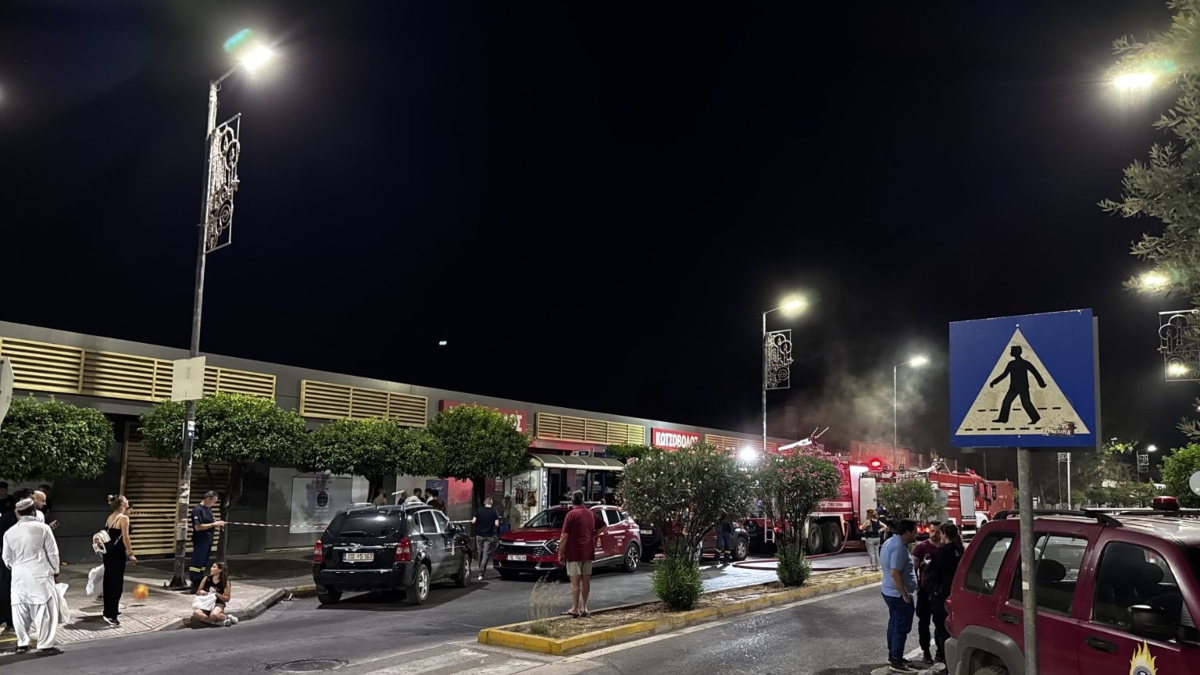 Φωτιά σε υπόγειο χώρο κτιρίου στην Ελεύσινα – Διακοπή της κυκλοφορίας