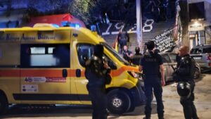 Εξάρχεια: Σκότωσαν με τουλάχιστον τέσσερις σφαίρες τον 35χρονο στη μέση του δρόμου