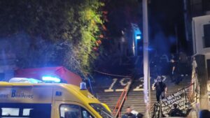 Δολοφονία στα Εξάρχεια: Ξεκαθάρισμα λογαριασμών βλέπει η ΕΛΑΣ – Το θύμα είχε βγάλει το σκυλί του για βραδινή βόλτα
