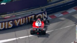 Διακόπηκε το Grand Prix της F1 στο Μονακό – Έξαλλος ο Λεκλέρ μετά την αποχώρηση του (Βίντεο)