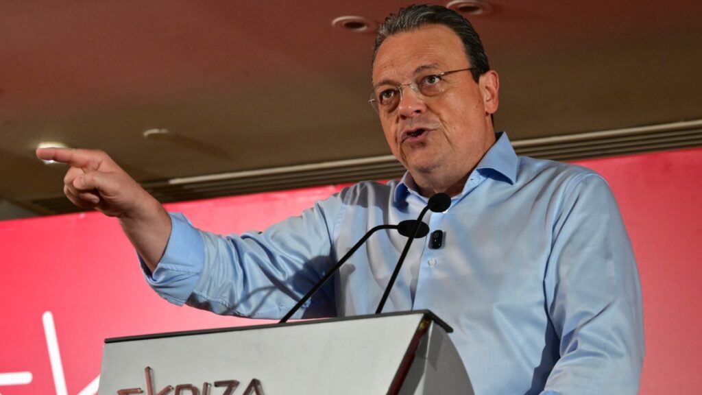 ΣΥΡΙΖΑ: Εγκρίθηκε με μεγάλη πλειοψηφία η πρόταση Φάμελλου για συμπόρευση με το κόμμα Τσίπρα (Βίντεο)