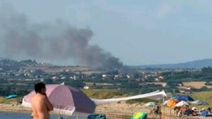 Φωτιά στην Επανομή Θεσσαλονίκης – Επιχειρούν και εναέρια μέσα (Βίντεο – Φωτογραφίες)