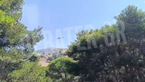 Υπό μερικό έλεγχο η φωτιά σε αγροτοδασική έκταση στην Κερατέα (φωτογραφίες+βίντεο)