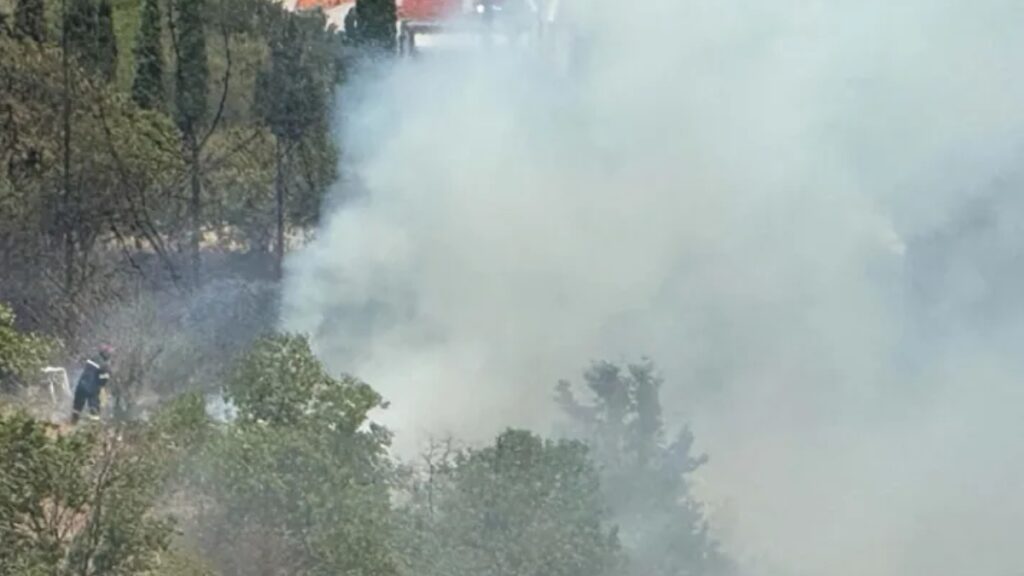 Φωτιά στο Ωραιόκαστρο Θεσσαλονίκης – Μεγάλη κινητοποίηση της πυροσβεστικής