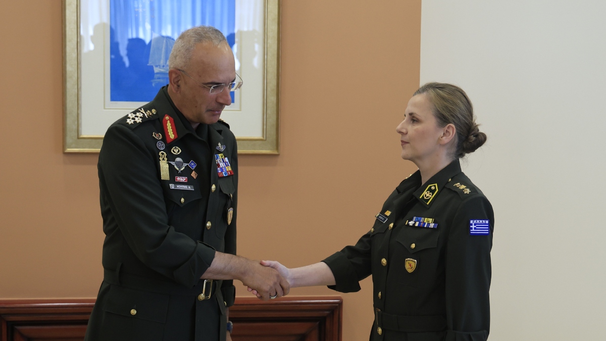 Ανέλαβε καθήκοντα η πρώτη γυναίκα εκπρόσωπος Τύπου του ΓΕΕΘΑ