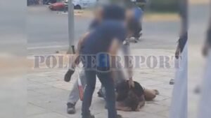 Καλλιθέα: Στο στόχαστρο των Αρχών δύο άνδρες που βοήθησαν τον οδοντίατρο στην επίθεση κατά των Αιγυπτίων – Νέο βίντεο ντοκουμέντο
