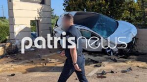 Σοβαρό τροχαίο στην Κυλλήνη: Αυτοκίνητο καρφώθηκε σε τοίχο – Τραυματίστηκε η οδηγός