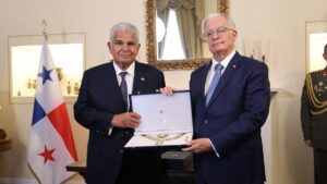 Τασούλας – Μουλίνο: Κοινή βούληση για ενίσχυση των σχέσεων Ελλάδας και Παναμά