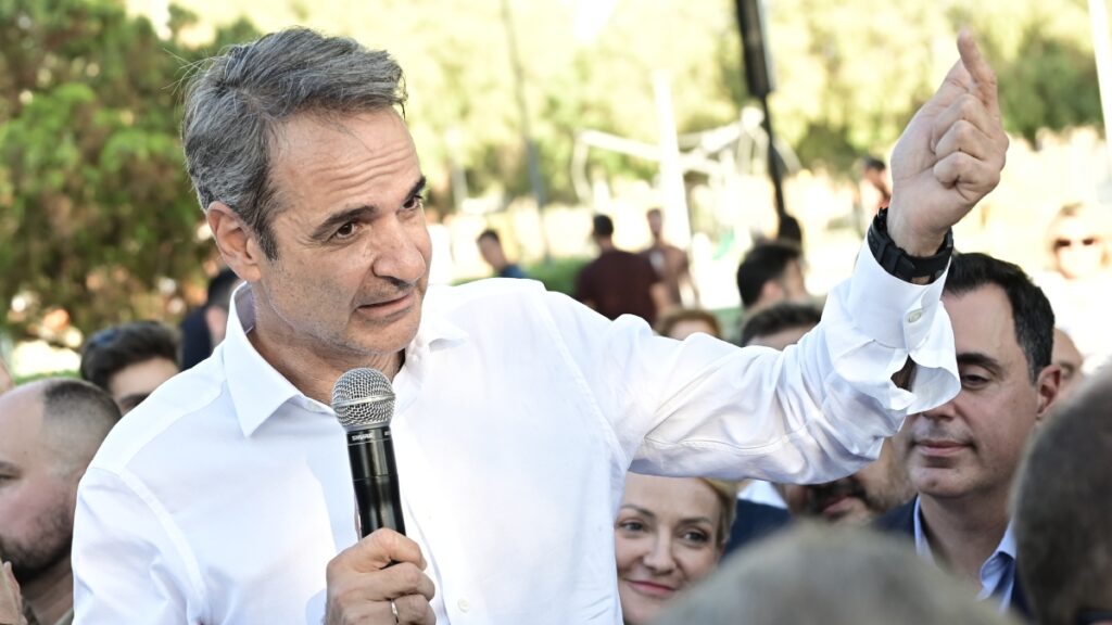Μήνυμα Μητσοτάκη από την Βούλα: «Στο πολιτικό διαγκωνισμό σήμερα ο τζάμπα 1 συναγωνίζεται τον τζάμπα 2»
