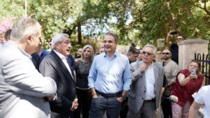 Κυριάκος Μητσοτάκης από την Ρόδο: “Είμαστε έμπειροι μαραθωνοδρόμοι, κάποιοι άλλοι έχουν ήδη λαχανιάσει”