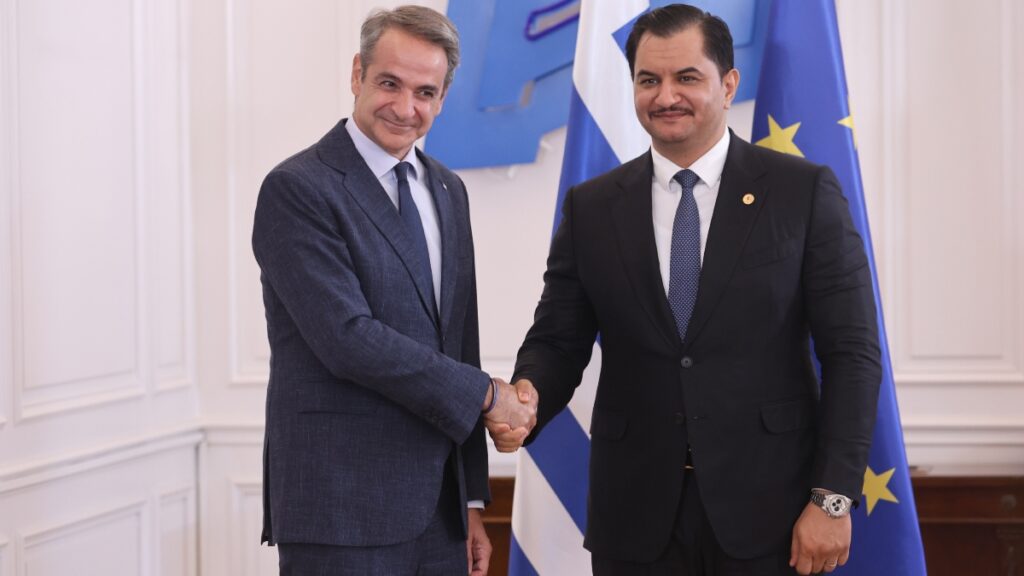 Συνάντηση Μητσοτάκη με τον Σαντάμ Χαφτάρ για ΑΟΖ και μεταναστευτικές ροές