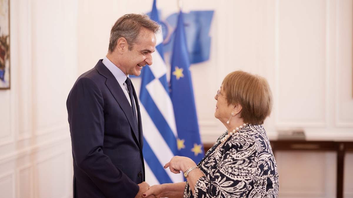 Μητσοτάκης: Συνάντηση με την υποψήφια για τη θέση του γγ του ΟΗΕ και πρώην πρόεδρο της Χιλής Μισέλ Μπατσελέ