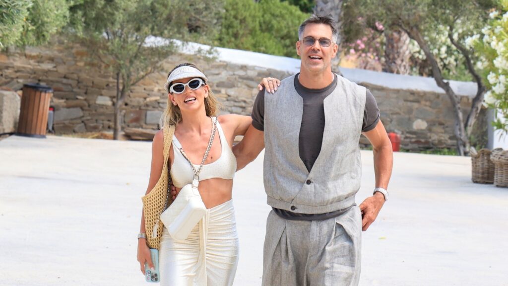 Αθηνά Οικονομάκου – Μπρούνο Τσερέλα: Το pre-wedding party στην Πάρο και οι διάσημοι που έδωσαν το παρών (Εικόνες)