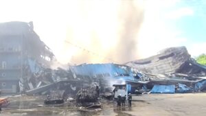 Ουκρανία: 18 οι νεκροί από τη μαζική ρωσική επίθεση – Κρεμλίνο: “Αλλαγή παραδείγματος στον πόλεμο λόγω των τρομοκρατικών ενεργειών του Κιέβου”