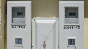 Από το 2017 δρούσε το κύκλωμα ρευματοκλοπών – Στο “κόλπο” και γνωστές επιχειρήσεις