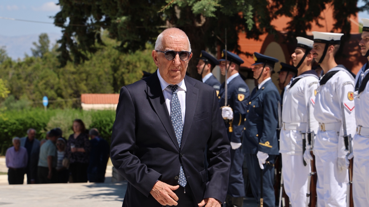 Κακλαμάνης για Σουφλιά: “Ξεχώρισε για το υψηλό αίσθημα ευθύνης, είχε πολιτικό ανάστημα χωρίς έπαρση”