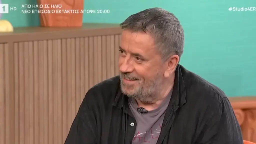 Σπύρος Παπαδόπουλος: Η άγνωστη ιστορία πίσω από τους «Απαράδεκτους» – «Ήμουν έτοιμος να μην το κάνω, υπήρχε πρόβλημα με το κανάλι»