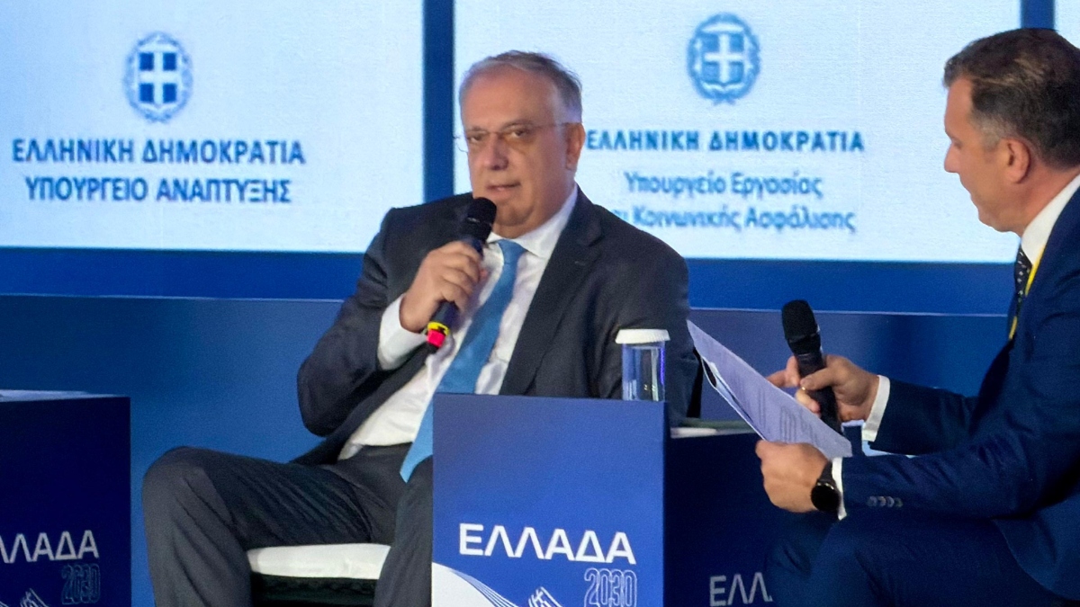 Τάκης Θεοδωρικάκος: «Ενισχύουμε το επιχειρηματικό περιβάλλον και τις παραγωγικές επενδύσεις για την Ελλάδα του 2030»