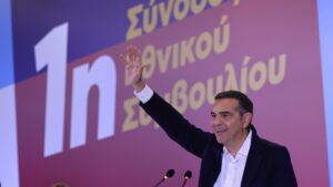 Τσίπρας: “Διαφθορά ή εντιμότητα το διακύβευμα το επόμενων εκλογών” – Οι 5 παρεμβάσεις που προτείνει η ΕΛΑΣ