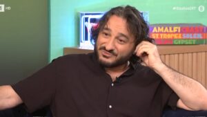 Βασίλης Χαραλαμπόπουλος: Συγκινεί μιλώντας για την απώλεια του πατέρα του – «Ήταν ένας γλύκας»