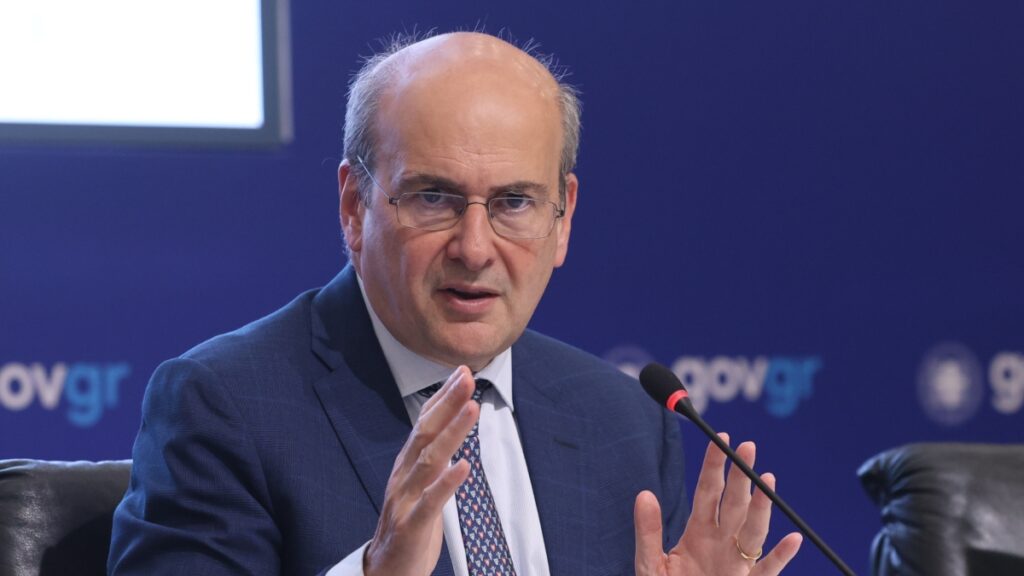 Χατζηδάκης: “Οι πολίτες θα επιλέξουν ανάμεσα στους Αη-Βασίληδες της αντιπολίτευσης και την αποτελεσματικότητα της ΝΔ”