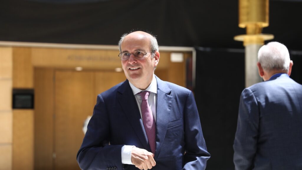 Χατζηδάκης: “Στεγαστικό, δημογραφικό, περιφερειακή ανάπτυξη οι βασικές προτεραιότητες στην κοινωνική πολιτική”