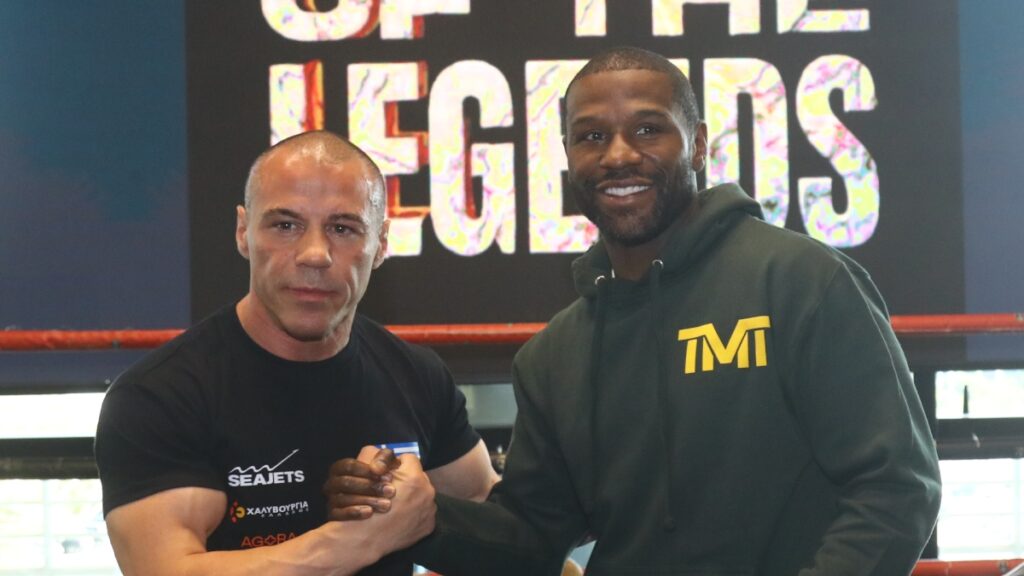 Αναβλήθηκε για τον Σεπτέμβριο το «Battle of the Legends» και η μάχη ανάμεσα σε Μεϊγουέδερ και Ζαμπίδη