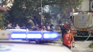 Φωτιά στο Ωραιόκαστρο: Εν αναμονή των απαντήσεων για τη δεύτερη σορό – Φόβοι ότι ανήκει στον 12χρονο γιο του 66χρονου νεκρού