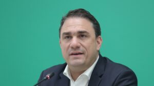 Τσουκαλάς για τα γκαζάκια σε στελέχη της ΝΔ: “Αποτρόπαιο έγκλημα, η βία δεν χωρά στη δημοκρατία”