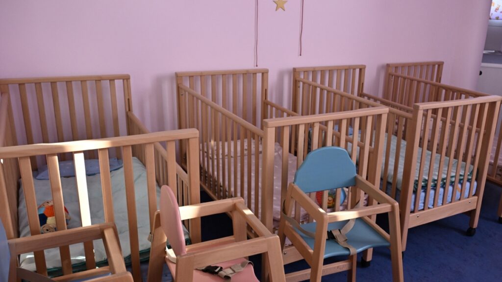 Αρχίζουν αύριο οι αιτήσεις για τους 28 Βρεφονηπιακούς Σταθμούς της ΔΥΠΑ